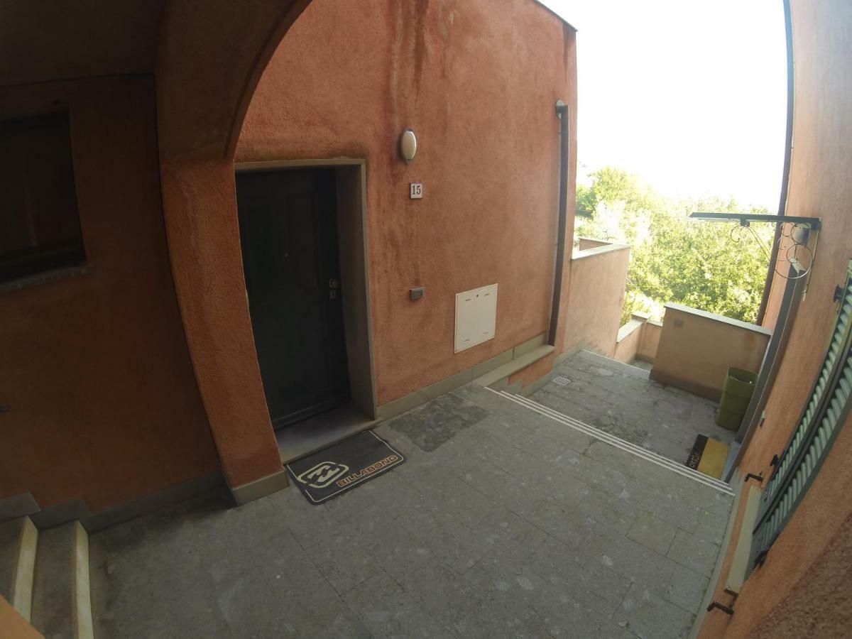 18 Buche Apartment Cogoleto Bagian luar foto