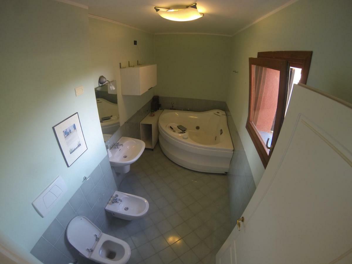 18 Buche Apartment Cogoleto Bagian luar foto